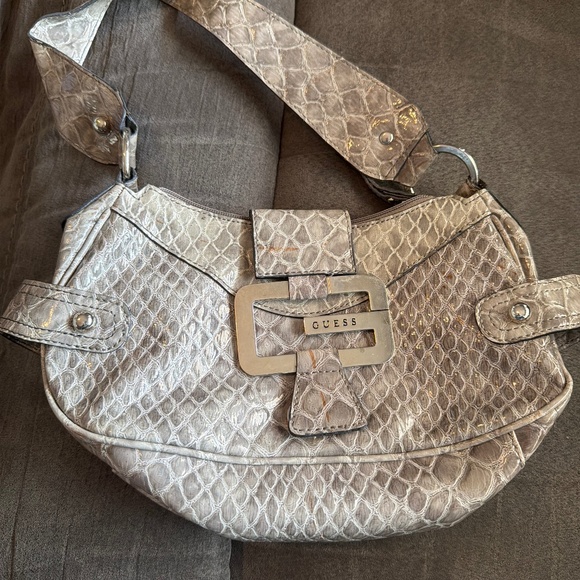 Y2K Guess purse - Picture 1 of 11